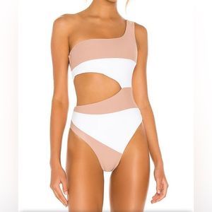 Camila coelho rumba one piece swimsuit cut out small brown and white